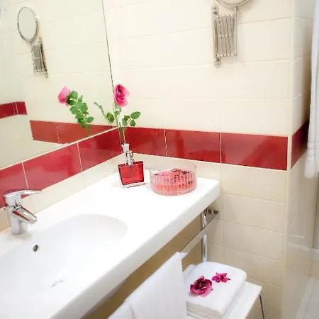 Vescovo Rosso 호텔